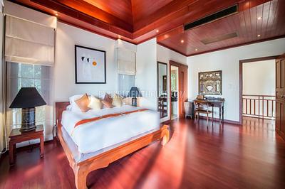 BAN21203: Luxury 4 bedroom villa in Laguna Bangtao near beach. Photo #12