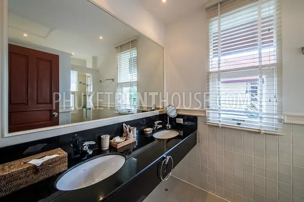 BAN21203: Luxury 4 bedroom villa in Laguna Bangtao near beach. Photo #5