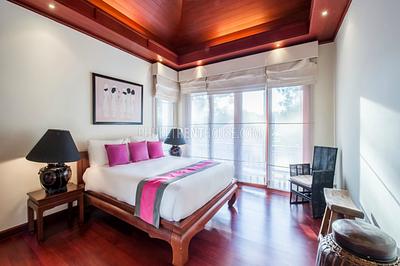 BAN21203: Luxury 4 bedroom villa in Laguna Bangtao near beach. Photo #17