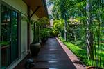 RAW21240: Luxury Villa with Large Pool in Rawai. Thumbnail #4