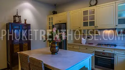 RAW21240: Luxury Villa with Large Pool in Rawai. Photo #36