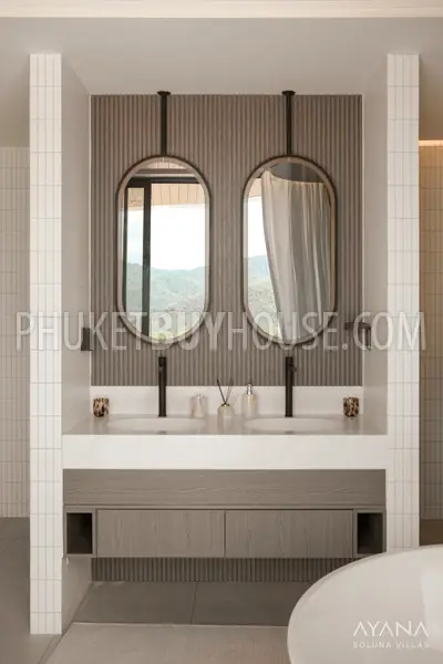 BAN22147: Luxurious 5-Bedroom Villa Retreat: A Paradise in Bang Tao, Phuket for Sale. 照片 #39