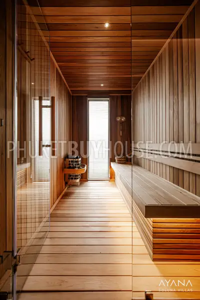 BAN22147: Luxurious 5-Bedroom Villa Retreat: A Paradise in Bang Tao, Phuket for Sale. 照片 #49