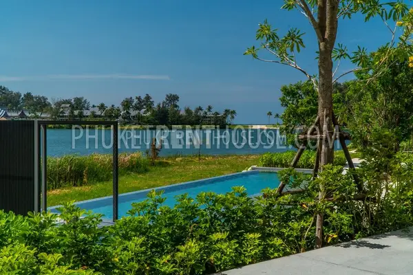 BAN21299: Stylish 2 bedroom apartment in walking distance to the Bangtao beach. Photo #19
