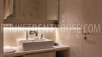 BAN21299: Stylish 2 bedroom apartment in walking distance to the Bangtao beach. Photo #37