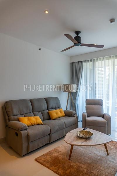 BAN21299: Stylish 2 bedroom apartment in walking distance to the Bangtao beach. Photo #43