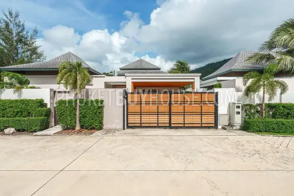 BAN23064: 3-Bedroom Ready-to-Move-In Pool Villa in Bang Tao, Phuket. Photo #32