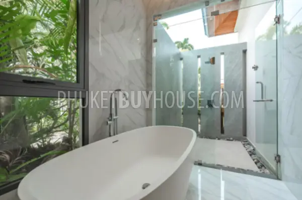 BAN23064: 3-Bedroom Ready-to-Move-In Pool Villa in Bang Tao, Phuket. Photo #28
