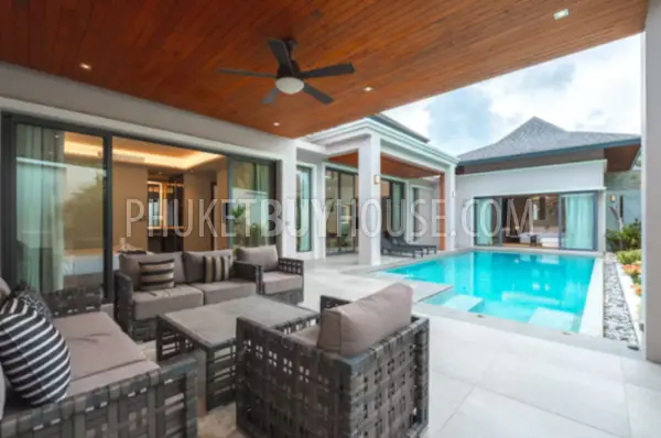 BAN23064: 3-Bedroom Ready-to-Move-In Pool Villa in Bang Tao, Phuket. Photo #1