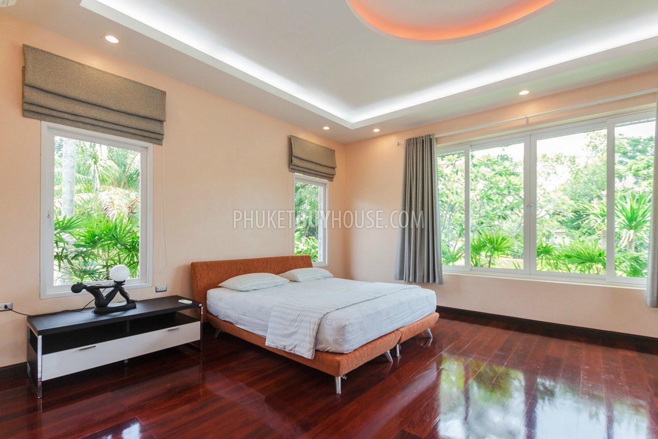CHA3763: Pool villa for sale in Phuket in gated community of Chalong area. Photo #37