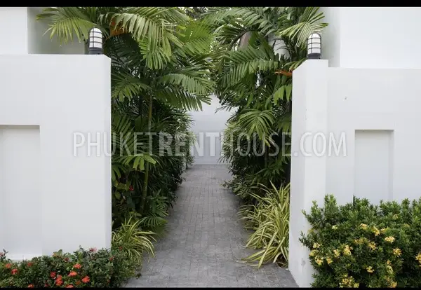 CHA21393: Pool Villa For Rent in Chalong. Фото #1
