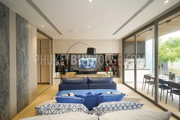 CHE23065: 1-Bedroom Modern Residence in Cherng Talay, Phuket. Photo #8