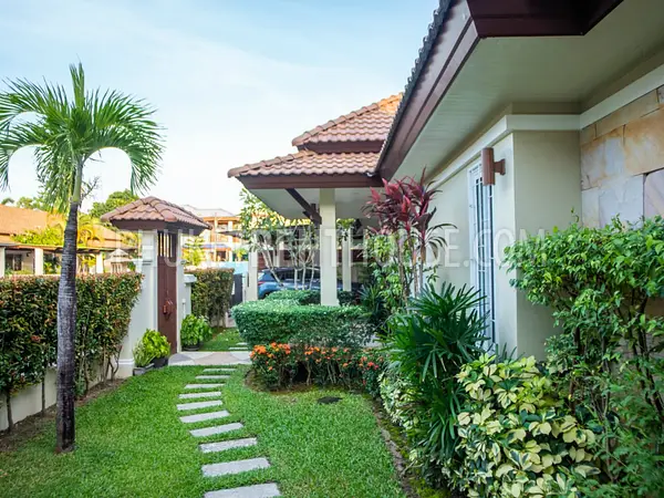 RAW21422: Villa for Long Term Rent in Rawai. Photo #12