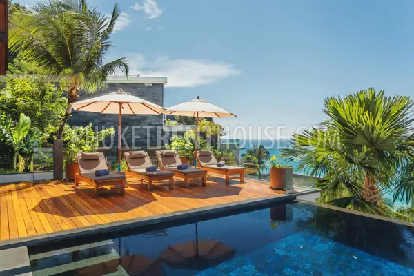 NAT20895: 5 bedroom villa with sea views. Nai Thon beach. 照片 #1
