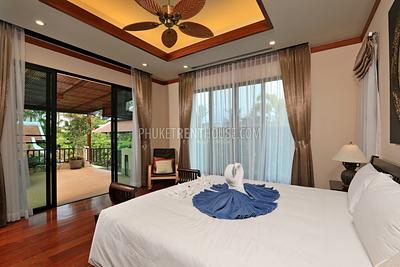 NAI20935: Spacious 4 Bedroom Villa in Nai Harn near the Beach. Photo #32
