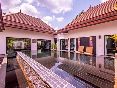 SUR20945: 3 Bedroom Villa with Pool and Garden in Surin. Photo #11