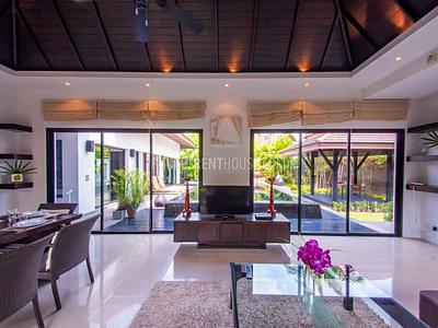 SUR20945: 3 Bedroom Villa with Pool and Garden in Surin. Photo #30