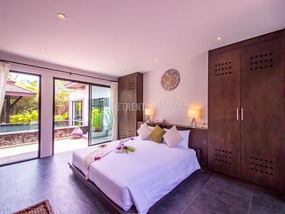 SUR20945: 3 Bedroom Villa with Pool and Garden in Surin. Photo #32