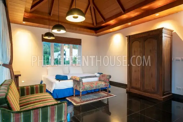 CHA20978: Chalong - Impressive hillside 5 bed Pool Villa with views. Фото #85