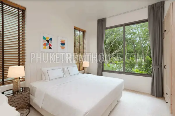 CHA21681: Beach Front Villa For Rent in Chalong Bay. Фото #3