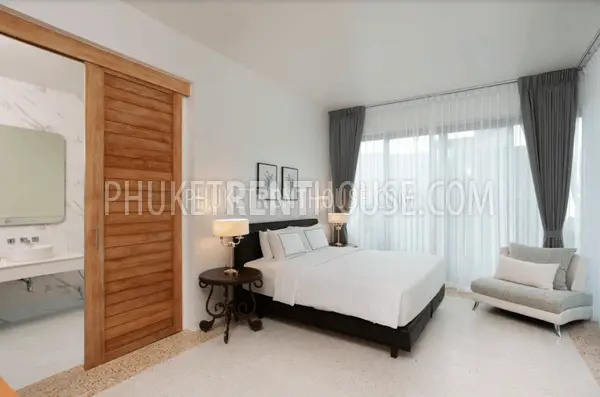 CHA21681: Beach Front Villa For Rent in Chalong Bay. Фото #7