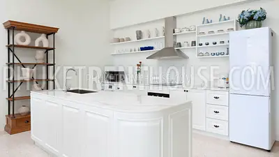 CHA21681: Beach Front Villa For Rent in Chalong Bay. Photo #14