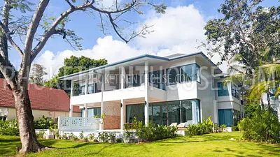 CHA21681: Beach Front Villa For Rent in Chalong Bay. Photo #18