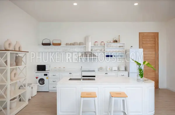 CHA21682: Beach front Penthouse For Rent In Chalong. Фото #10