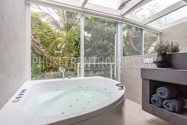 PAT21690: Five Bedrooms Luxury Villa In The Hills Of Patong. 照片 #29