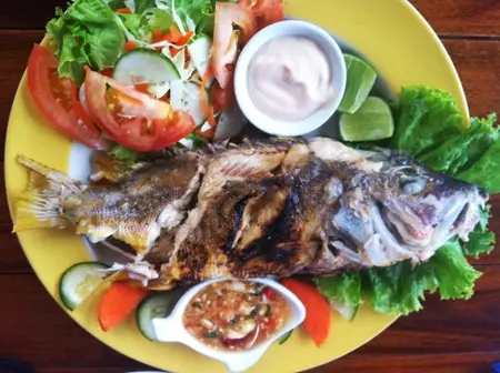 The famous dishes of Thailand
