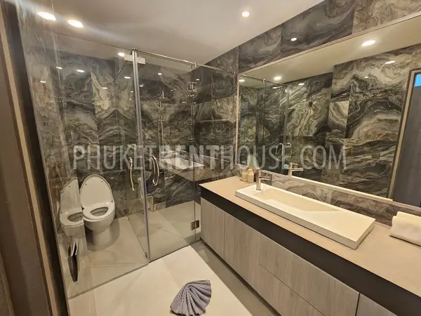 CHE23084: Huge 1-Bedroom Apartment for Rent in Bang Tao, Phuket. Photo #18