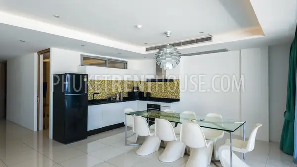 KAT23087: Sea View 2-Bedroom Apartment with Jacuzzi For Rent in Kata, Phuket. Photo #4
