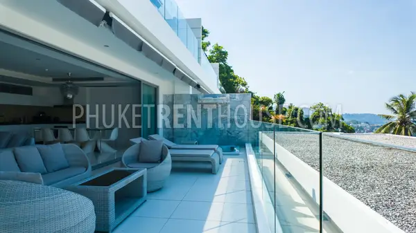 KAT23087: Sea View 2-Bedroom Apartment with Jacuzzi For Rent in Kata, Phuket. Photo #5