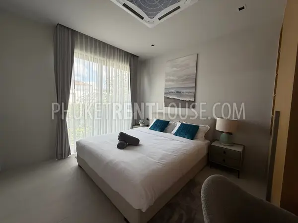 BAN23066: Exclusive 4-Bedroom Pool Villa For Rent in Bang Tao, Phuket. Photo #4