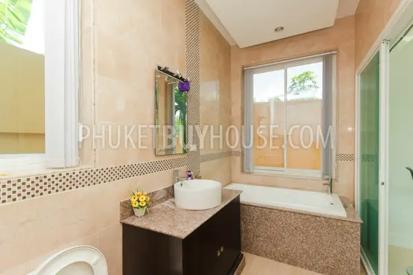 TAL3783: Luxury 4 bedroom Villa and Pool in Talang. Photo #3