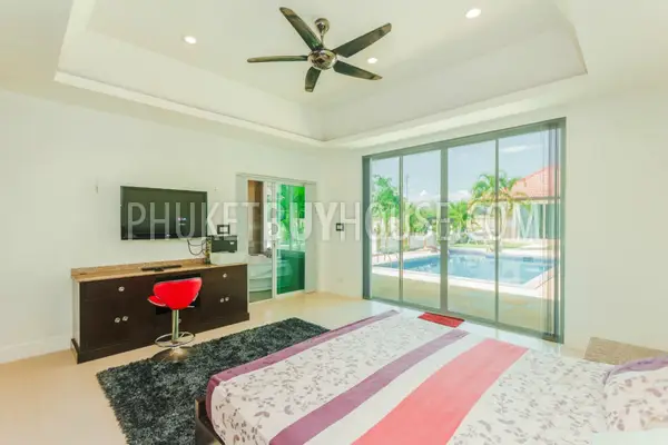 TAL3783: Luxury 4 bedroom Villa and Pool in Talang. Photo #12