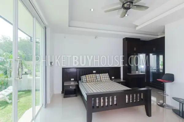 TAL3783: Luxury 4 bedroom Villa and Pool in Talang. Photo #15