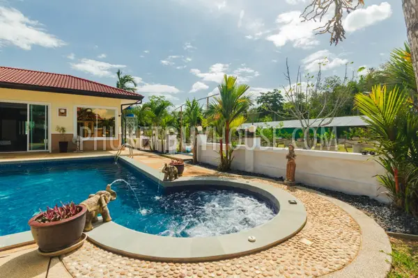 TAL3783: Luxury 4 bedroom Villa and Pool in Talang. Photo #21