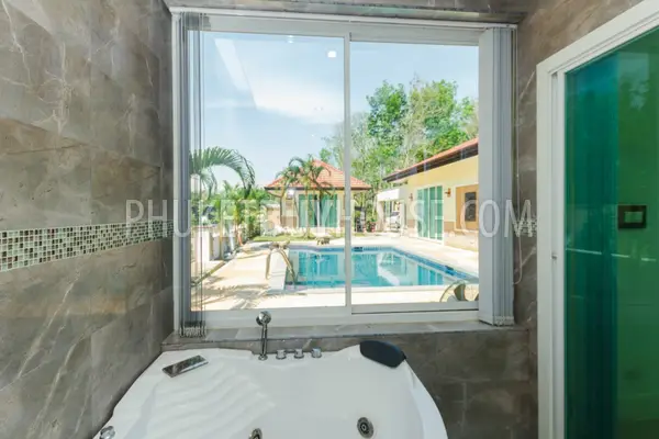 TAL3783: Luxury 4 bedroom Villa and Pool in Talang. Photo #44