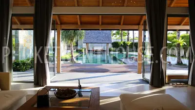 BAN21560: Modern Family Villa For Rent in Bangtao. Фото #1