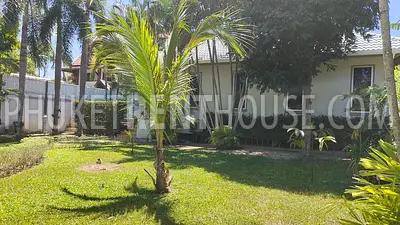 RAW21571: Cozy Pool Villa with Huge Garden in Rawai. Фото #1