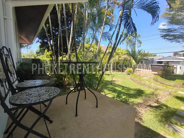 RAW21571: Cozy Pool Villa with Huge Garden in Rawai. Photo #2