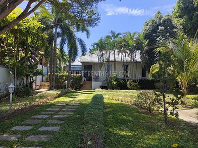 RAW21571: Cozy Pool Villa with Huge Garden in Rawai. Photo #3