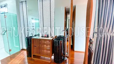RAW21577: Luxury Beach Front Villa In Rawai. Фото #8