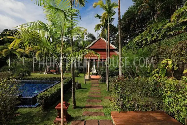 NAI21599: Bali Style villa in Nai Harn. Фото #2