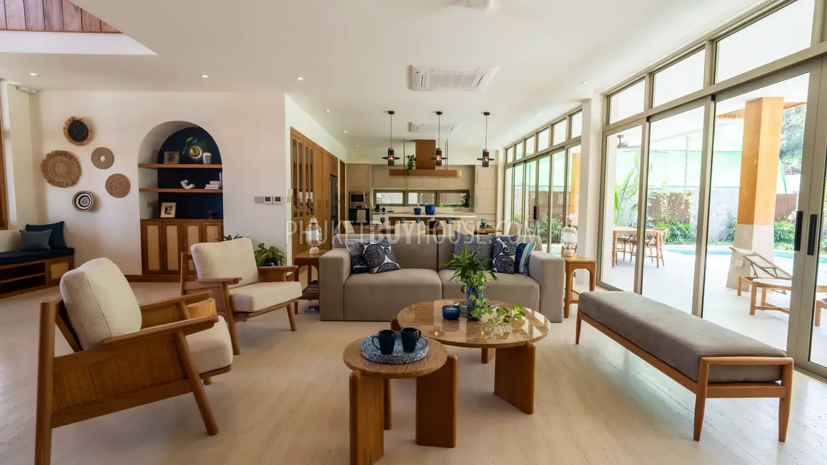 4 bedroom apartment 599 m² Si Sunthon, Thailand
