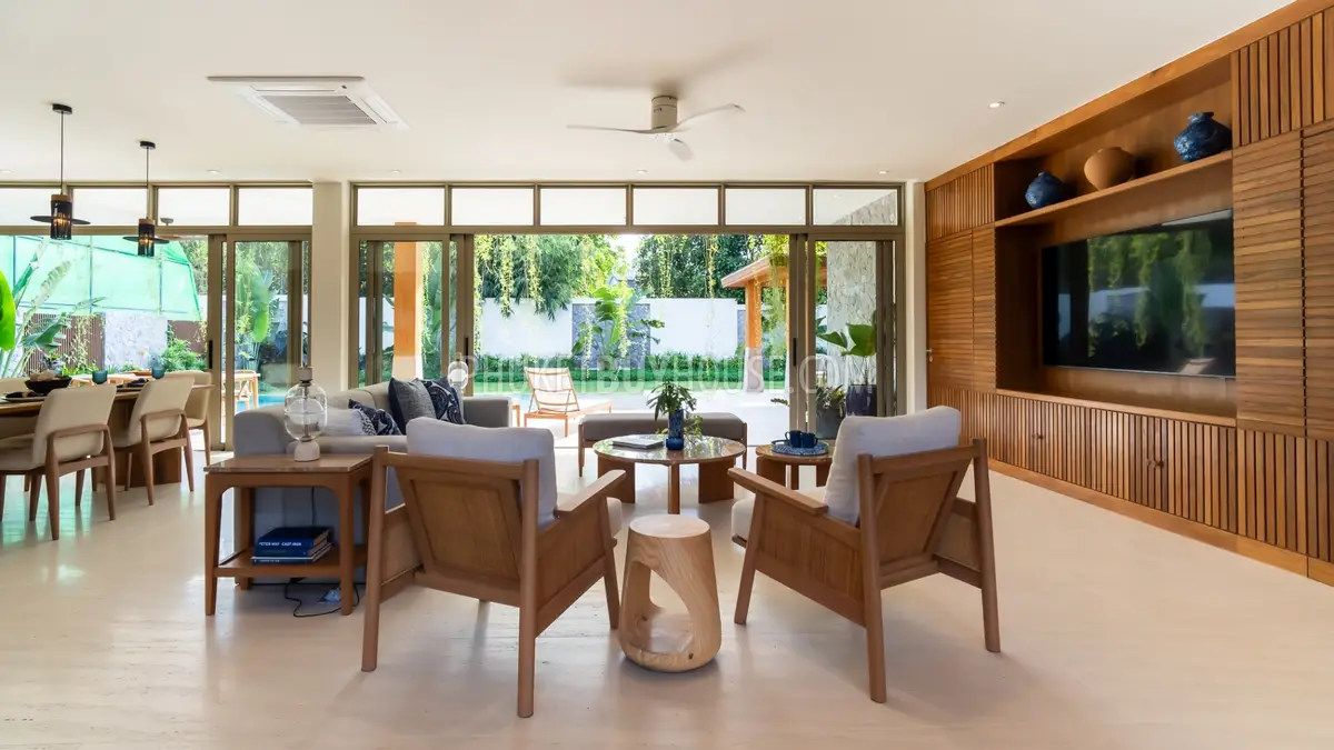 4 bedroom apartment 599 m² Si Sunthon, Thailand