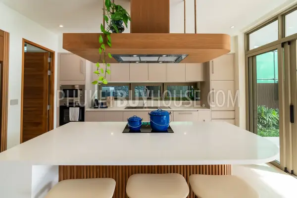 CHE23069: 4-Bedroom Villa in Cherng Talay, Phuket. Photo #14
