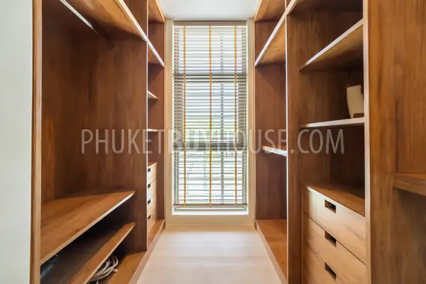 CHE23069: 4-Bedroom Villa in Cherng Talay, Phuket. Photo #35