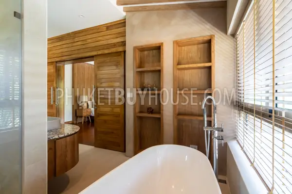 CHE23069: 4-Bedroom Villa in Cherng Talay, Phuket. Photo #36